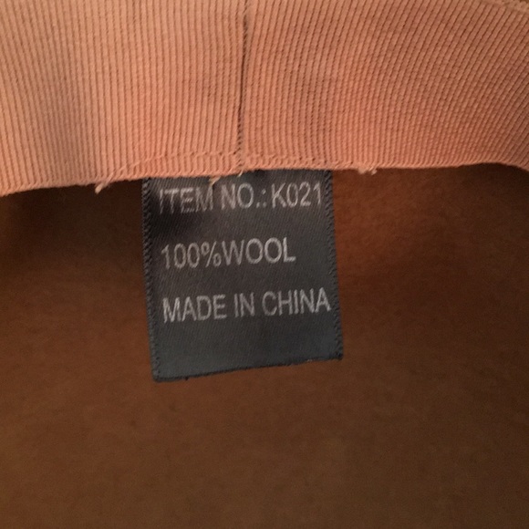 Floppy hat - Picture 3 of 3